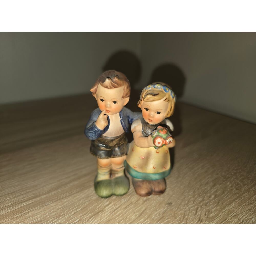 Vintage Hummel Figurine "We Congratulate" TMK 4 #214 3.5"‎ Goebel Figure Germany